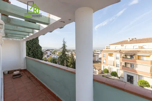 Casa independiente a 5 minutos de Granada en buen estado para entrar a vivir — 20