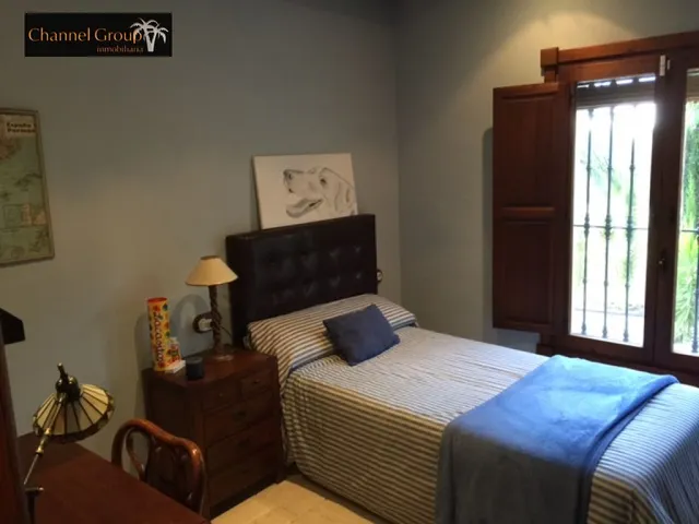 SE VENDE MAGNIFICO CHALET NOVELDA — 12