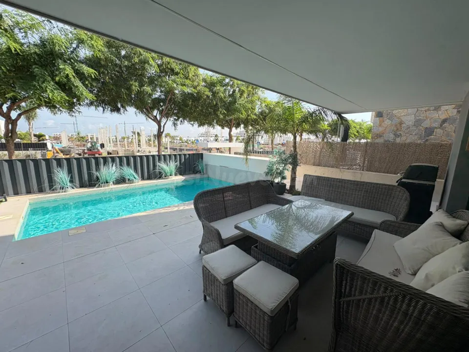 Villa 4 habitaciones 212m² en venta - Dolores de Pacheco-Santa Rosalía