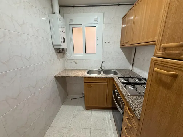 Último piso de una habitación con Ascensor — 10