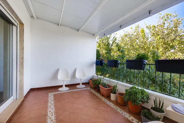 Elegante Propiedad Doble con Vistas al Campo y Acabados de Lujo — 21