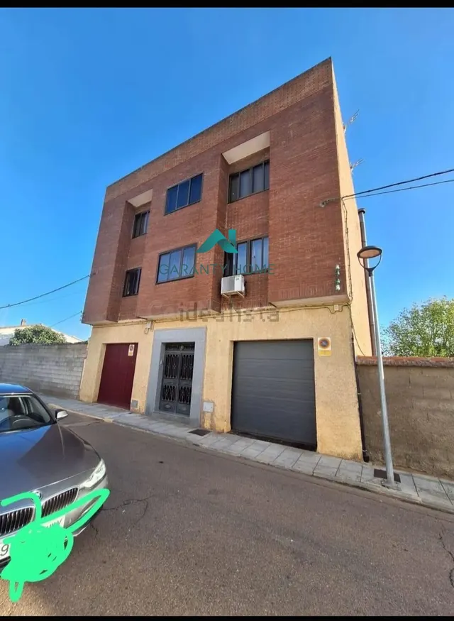 ¡OPORTUNIDAD EN MADRIGALEJO! Piso amplio y totalmente amuebl - foto 2