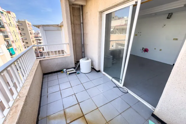 Ático para Reformar en calle la Loma — 6