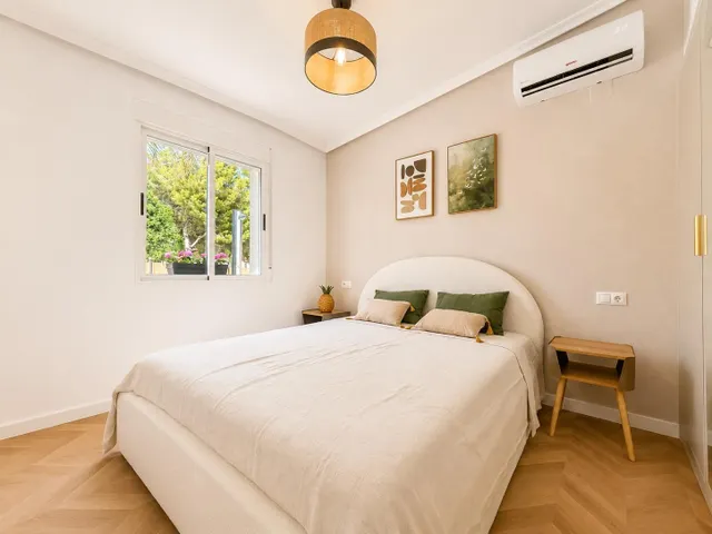 Villa de 4 dormitorios 2 baños en punta prima ( orihuela costa ) — 32