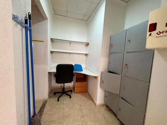 Local comercial 496m² en venta - Playa del Cura — 15