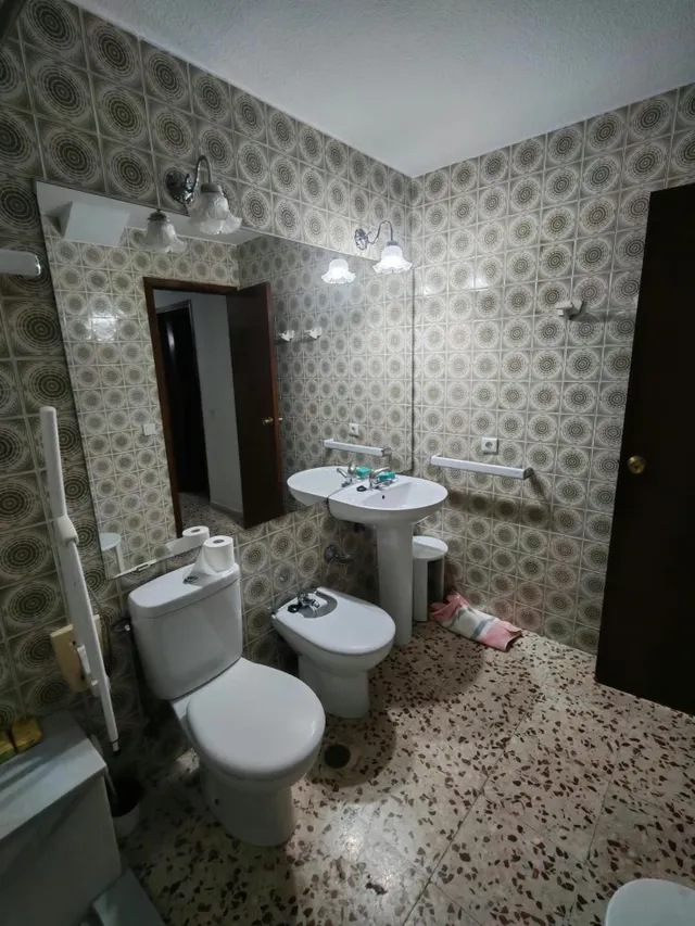 Piso de 3 dormitorios con trastero y patio en santa marina — 20