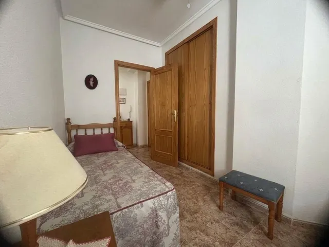 Piso en venta en Guardamar del Segura con plaza de garaje y dos terrazas — 24