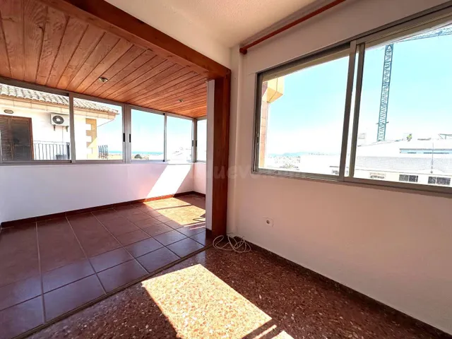Ático con vistas al mar y 3 dormitorios en venta en Jávea - foto 4