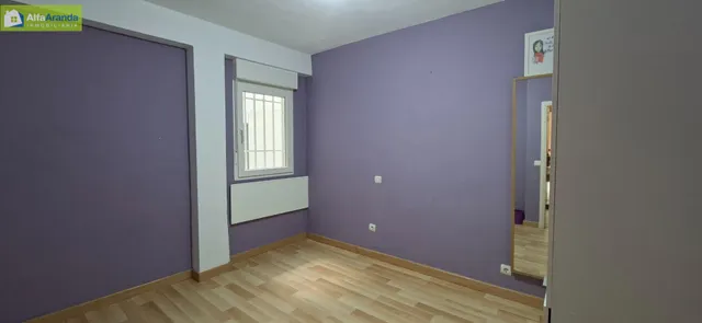 Piso reformado con patio privado en el centro de Aranda de Duero — 7
