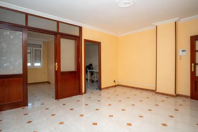 Amplio y luminoso piso en Cadiz, a solo diez minutos de la Playa Victoria — 22