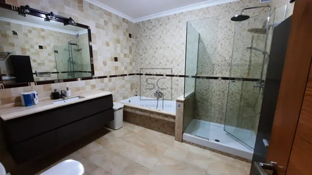 Chalet adosado con finca en Neda — 17