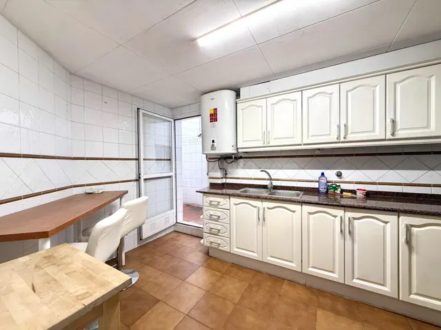 Piso de 4 habitaciones en alquiler en Torrent — 5