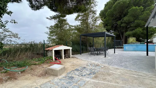 Finca rústica con placas solares y pozo en Garrapinillos, Zaragoza. — 15
