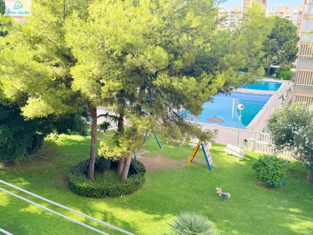 ELEGANCIA MEDITERRÁNEA A POCOS METROS DE LA ARENA DORADA — 49