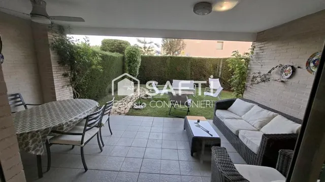 Estupendo Bajo esquinero con jardin privado en Panoramica go
