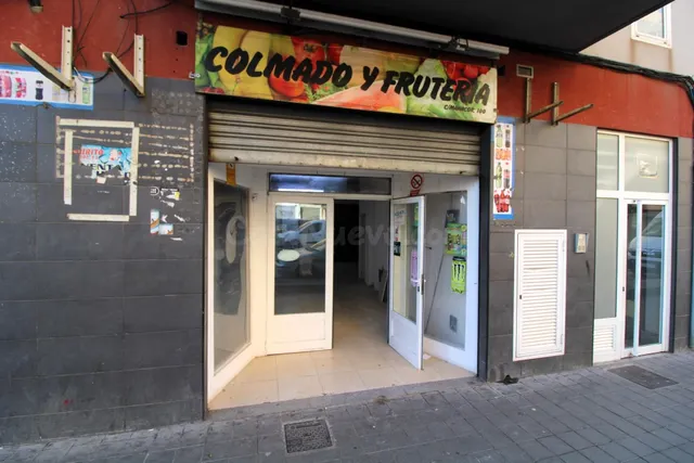 Local comercial con posible cambio uso a VPL - foto 3