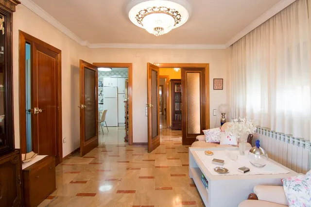 MAGNIFICO CHALET CON PISCINA EN COLINAS BERMEJAS — 40