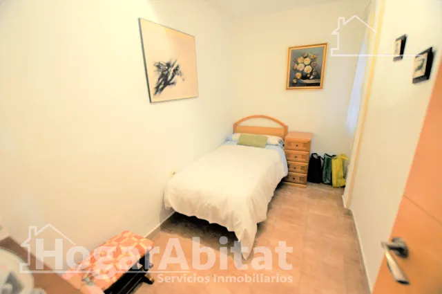 AMPLIO Y ALTO CON GARAJE CERCA DEL JARDÍN DEL TURIA — 18