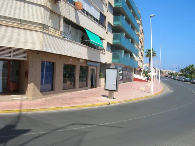 Local comercial 170m² en venta - Playa del cura — 20