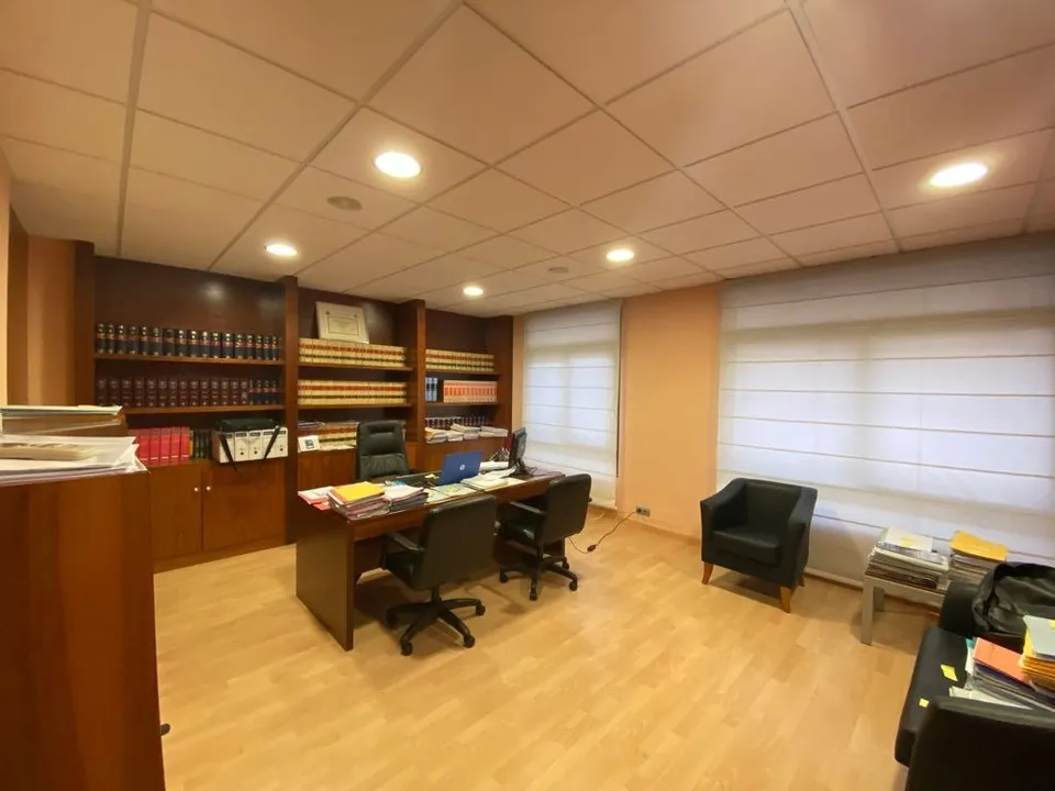 ALQUILER CON OPCIÓN DE COMPRA 150€/MES COOPROPIEDAD DE  DESPACHO SEMINUEVO Y ACONDICIONADO.