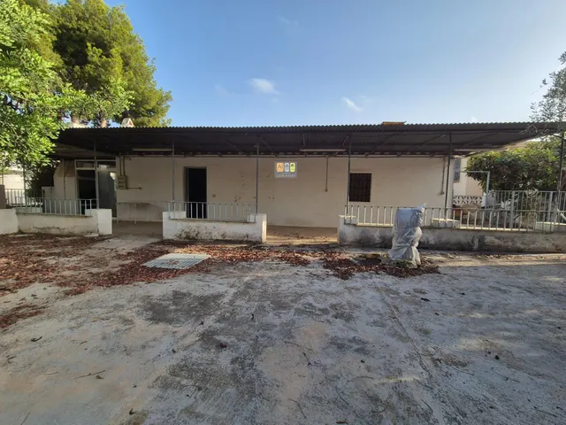 CASA EN EL CAMPO CERCA DEL PUEBLO — 22
