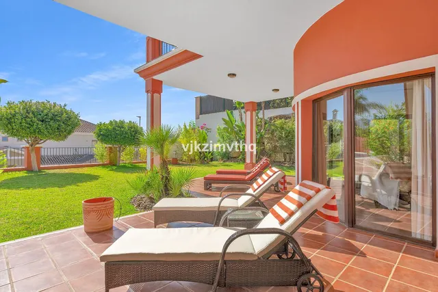 Chalet 5 habitaciones 761m² en venta - Costa del Sol — 35