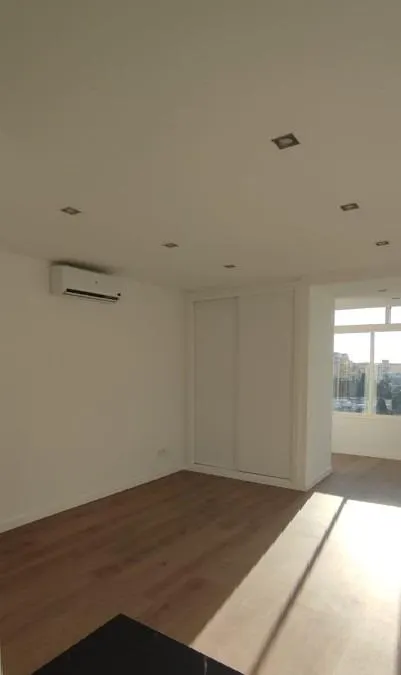 Estudio Integramente Reformado Edificio Iris — 9
