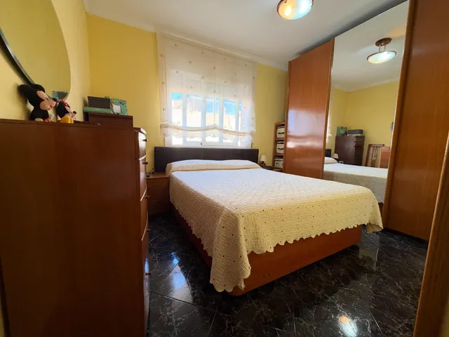 Último piso de 4 dormitorios con balcón — 25