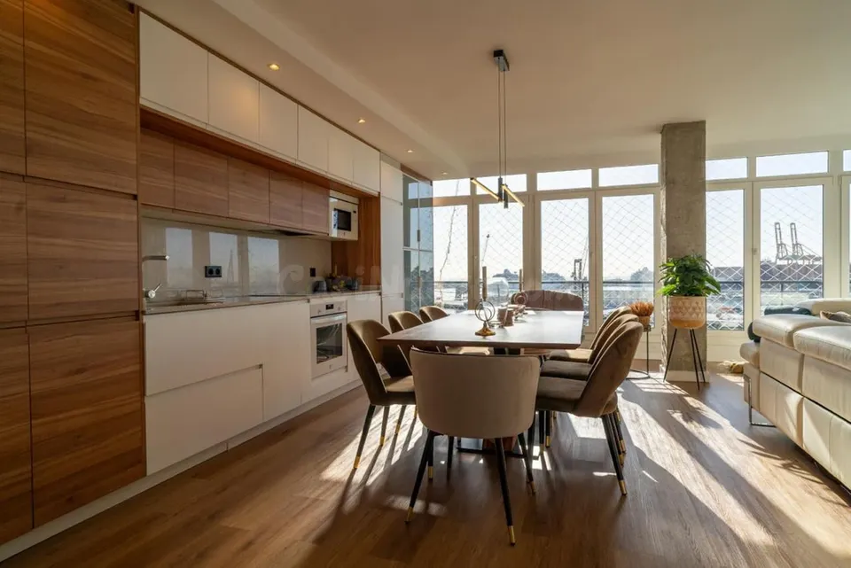 Apartamento 5 habitaciones 193m² en venta - Ensanche del Centro-Puerto