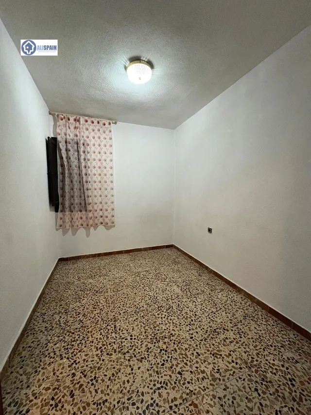 PISO LUMINOSO LA FLORIDA ALICANTE — 12