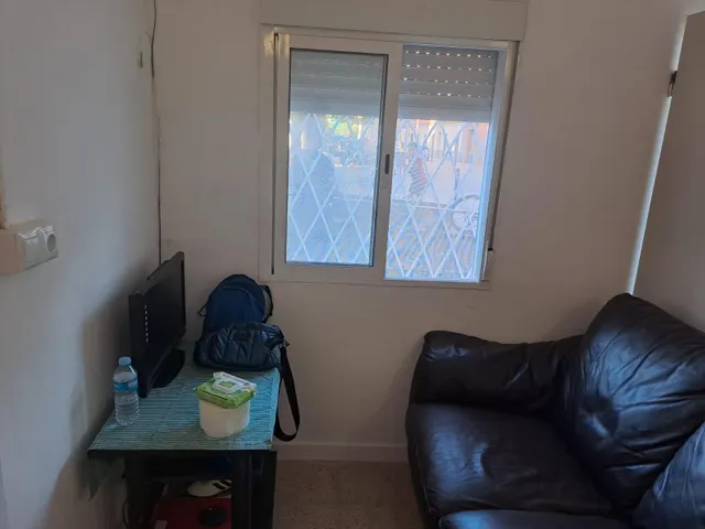 Local en Venta en Sant Boi — 3