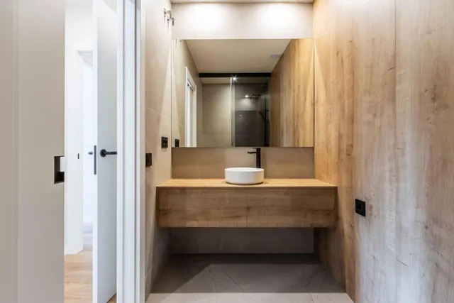 Casa  en el centro reformada a estrenar con patio y terraza! — 38