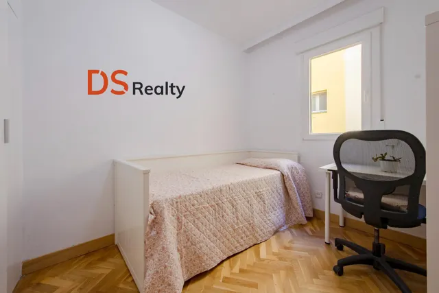 Exclusivo piso 3+2 junto a pintor rosales con terraza y trastero — 25