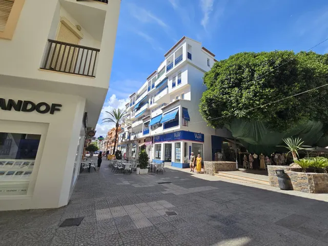 PISO GRANDE EN PLENO CENTRO DE MORAIRA - TEULADA - ALICANTE — 43