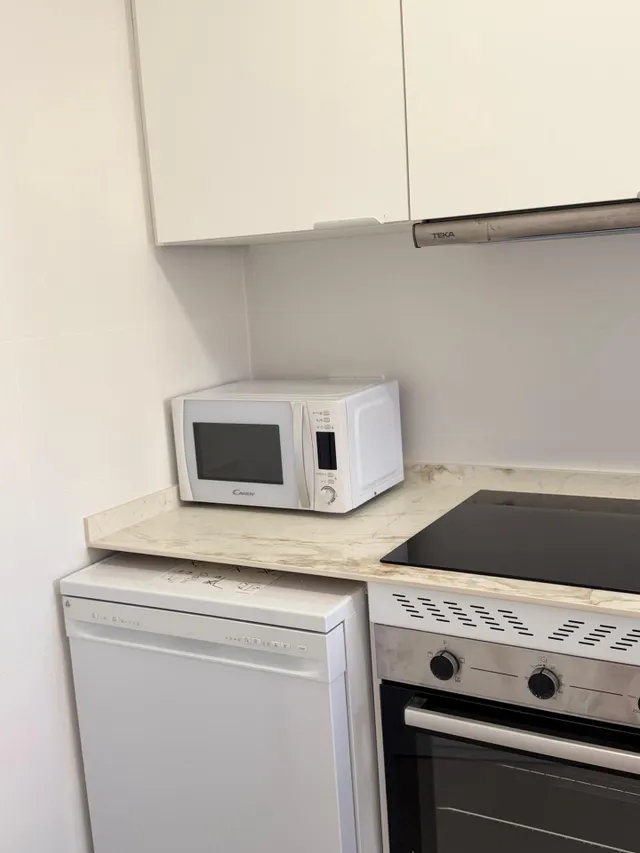 Alquiler de vivienda de 4 dormitorios con terraza — 20