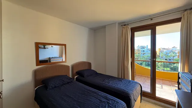 Apartamento  en Tercera planta vistas abiertas en Punta Prima — 21