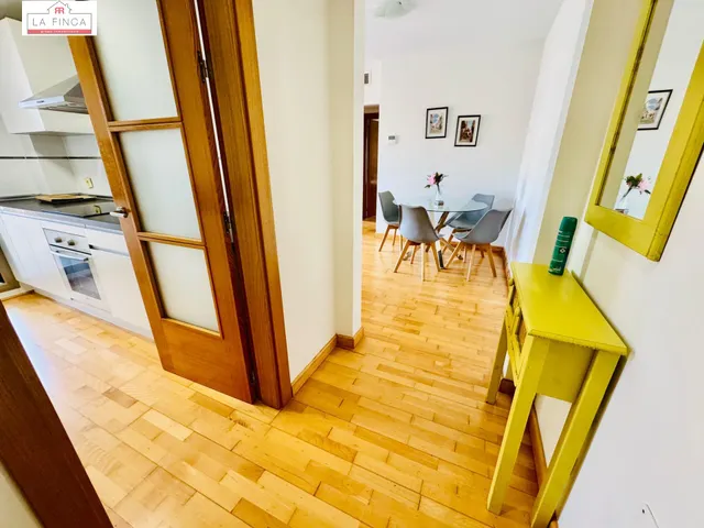 VIVIENDA 2 DORMITORIOS GARAJE Y TRASTERO CERCA DEL CENTRO — 10