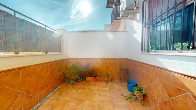 VIVIENDA UNIFAMILIAR DE 252 M2 TOTALMENTE LEGAL MUY CERCA DE - foto 5