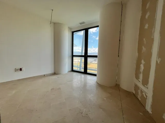 Alquiler de dos oficinas en Edificio Azabache muy cerca Hospital Quirón — 4