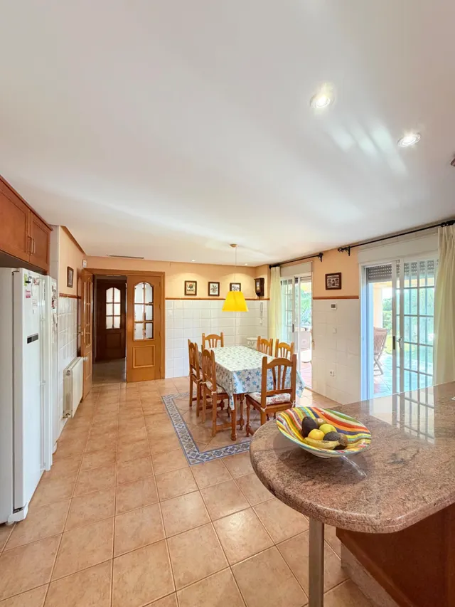 CHALET EXCLUSIVO EN ALZABARES ELCHE, CON PISCINA, ALTAS CALIDADES Y A SOLO 2 KM DEL HOSPITAL — 26