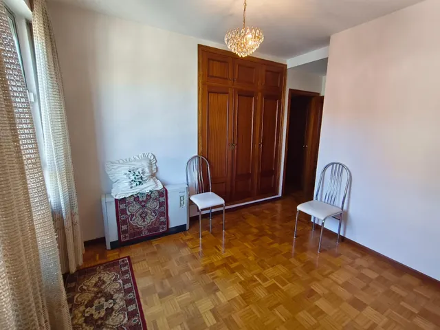 Piso en la zona de correos. — 18