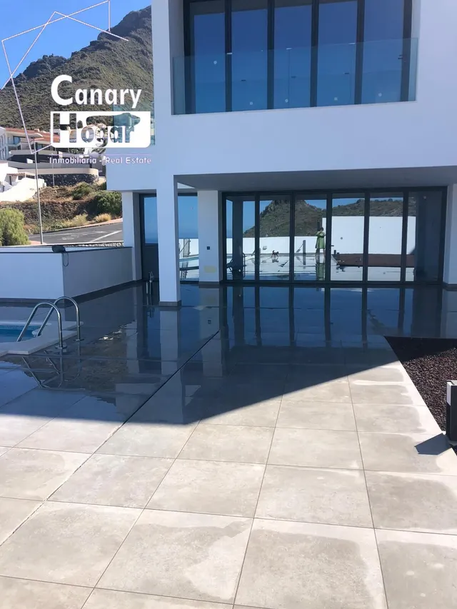 Se vende preciosa Villa  Roque del Conde para estrenar — 38