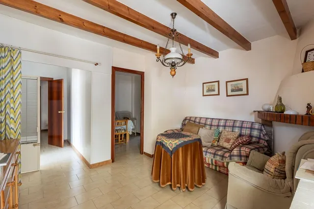 CASA CON NEGOCIO EN ALHENDIN — 16