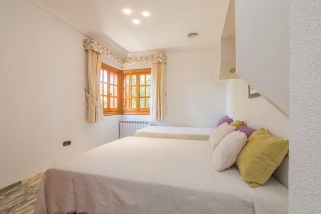 ¡villa de lujo con jardín botánico, piscina y pista de tenis en alzabares! — 34
