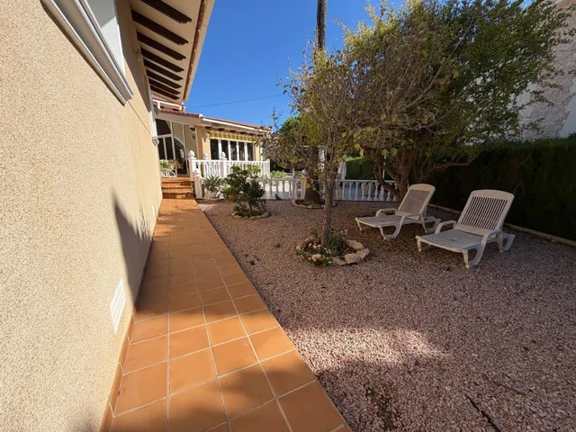 Chalet de lujo en Cabo Roig con 5 hab 5 baños picina propia chalet estilo americano — 6
