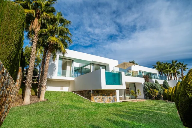 GRAN VILLA EN ORIHUELA COSTA, 4 HAB, 2 BAÑOS — 23