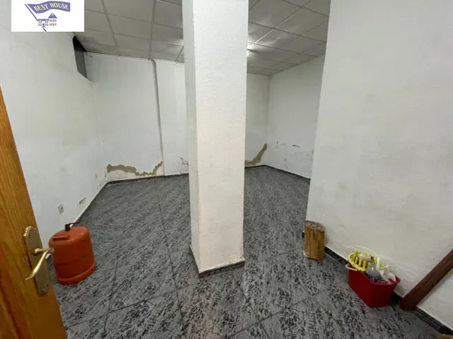 LOCAL COMERCIAL EN FERIA — 5