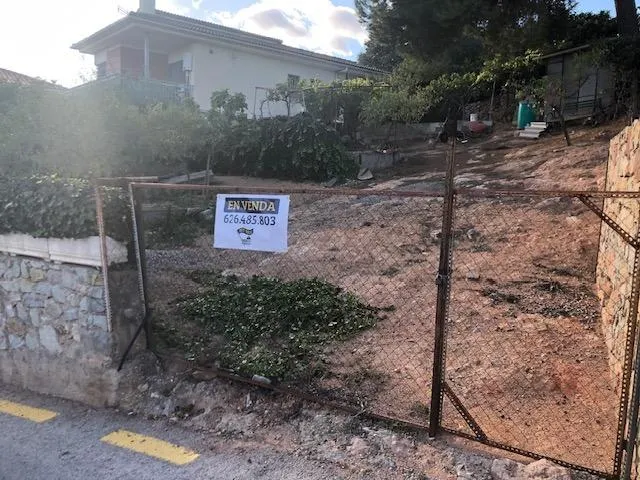 TERRENO URBANIZABLE EN VENTA EN CREU SUSSALBA — 3