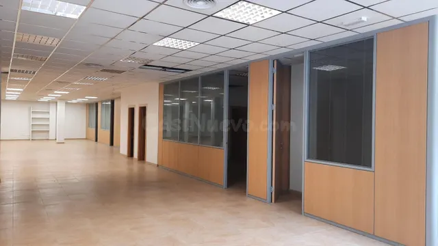 ALQUILER GRAN LOCAL 548M2. EN LA FLOTA, ARREGLADO PARA ENTRAR — 5