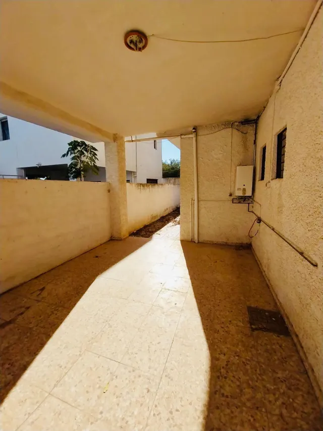 Vivienda con amplia parcela en Costabella — 24